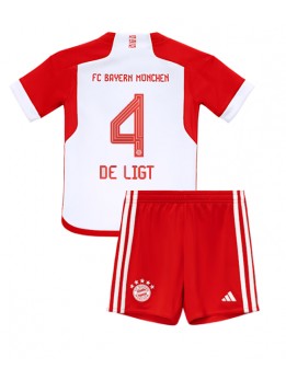 Bayern Munich Matthijs de Ligt #4 Replika Hemmakläder Barn 2023-24 Kortärmad (+ byxor)